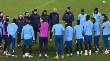 توبيخ وتقييم فيديو.. تفاصيل ثورة هانز فليك ضد لاعبي برشلونة خلف الكواليس